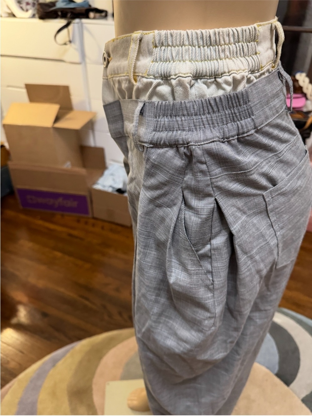 Grey pleated trousers with double waistband styling NWOT size S - Picture 7 of 9